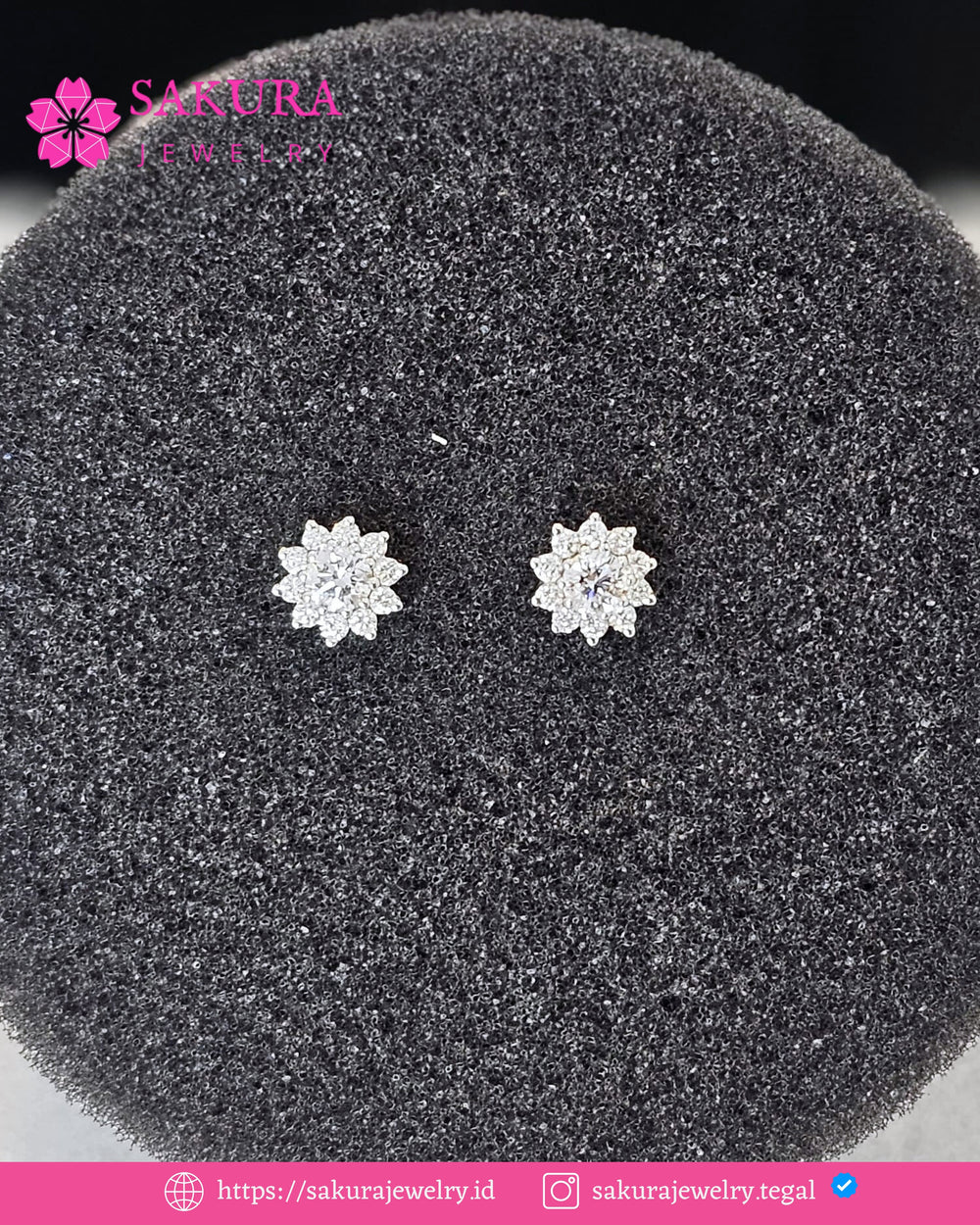 Diamond Earring Code D6XM7K Berlian Natural
