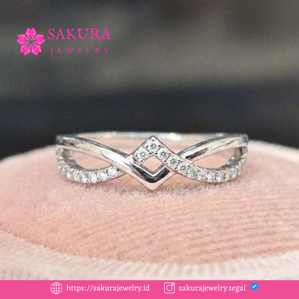 Diamond Rings Code D0WVHF Berlian Natural