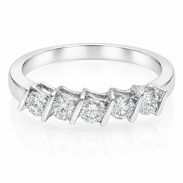 Diamond Ring - Natural Diamond | Code D6WV4M